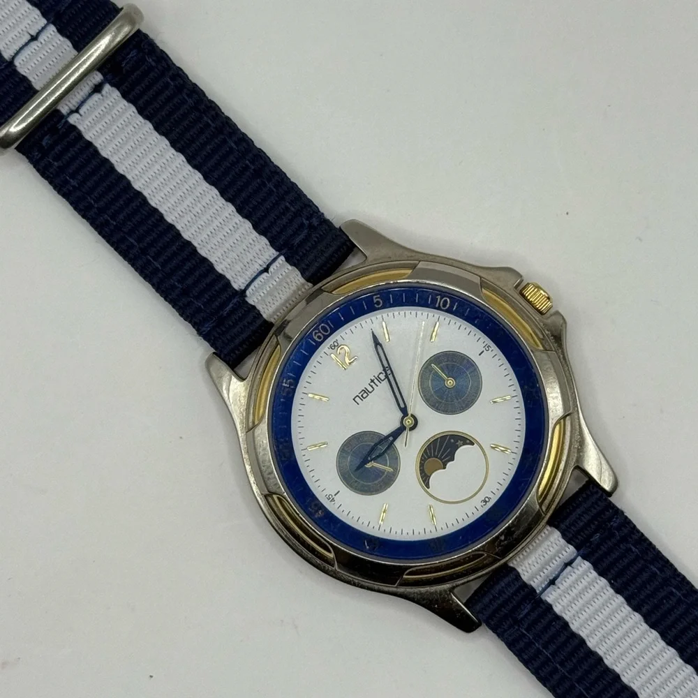 Nautica Vintage Moon Phase Watch 39mm Unisex Blue White Nylon Band (New Battery)
